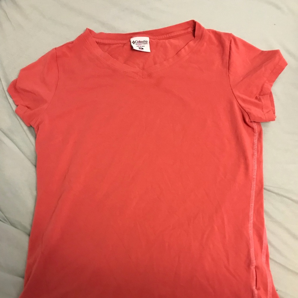 Columbia sportswear coral v neck size medium